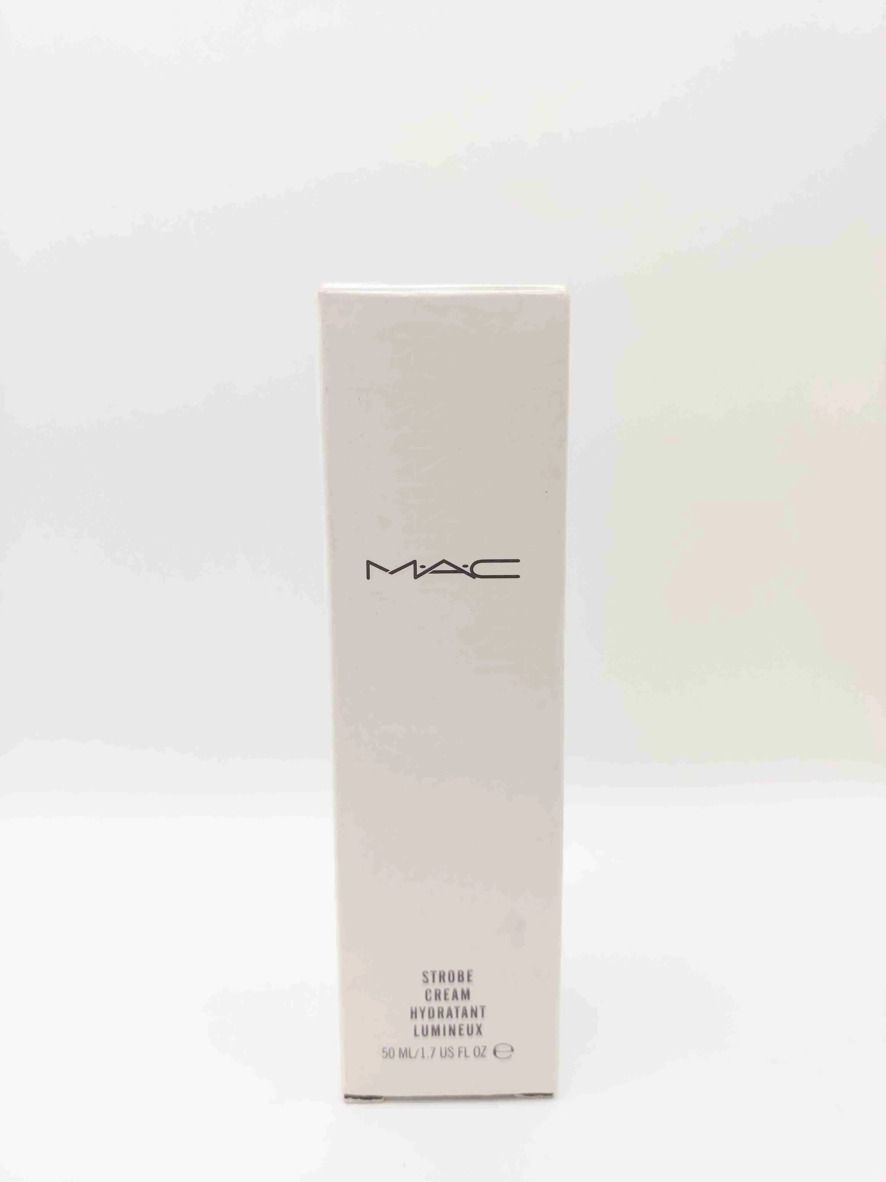 کرم استروبینگ ( درخشان کننده صورت ) مک  MAC