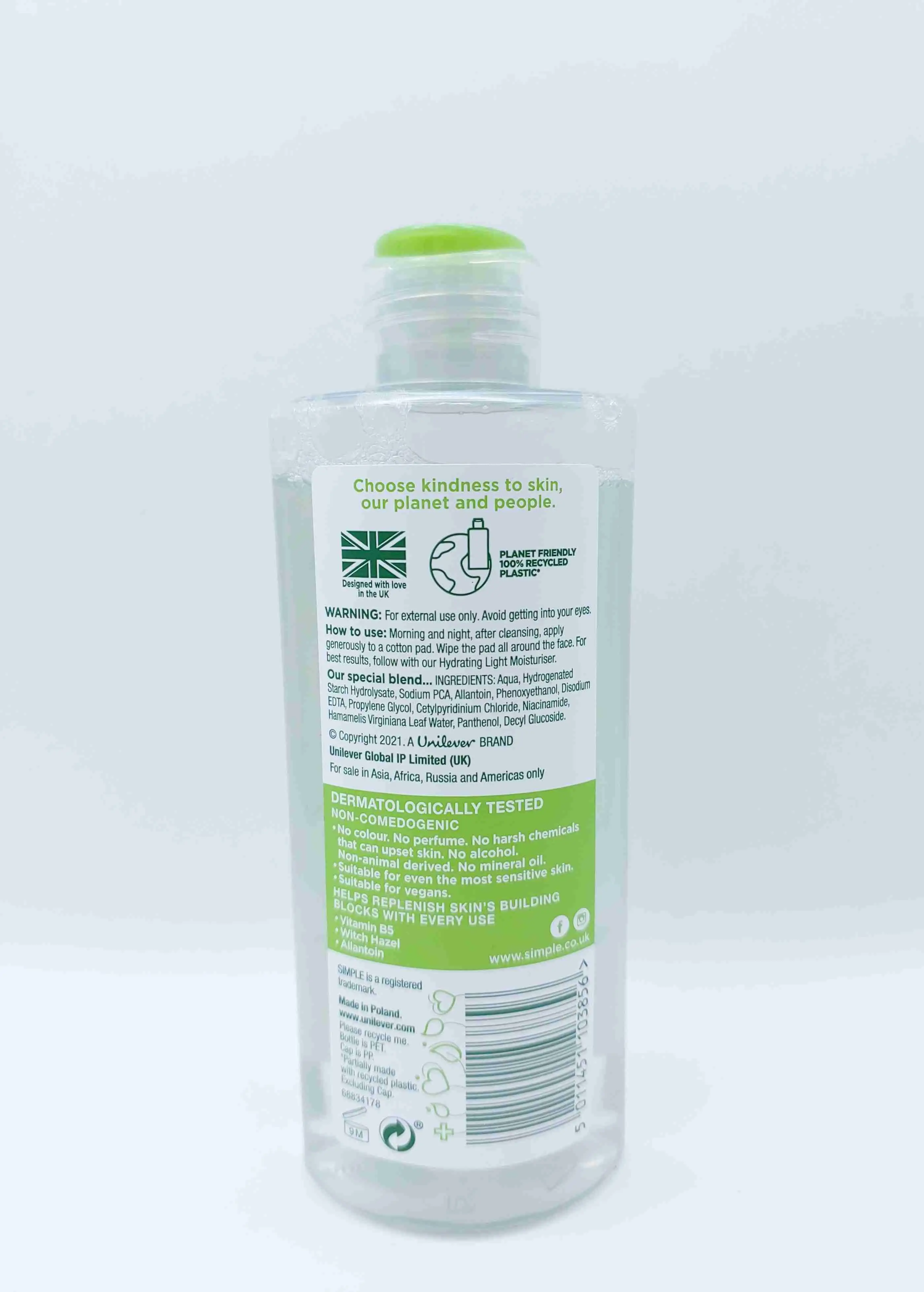 تونر انواع پوست به ویژه پوست حساس سیمپل ( Simple ) 