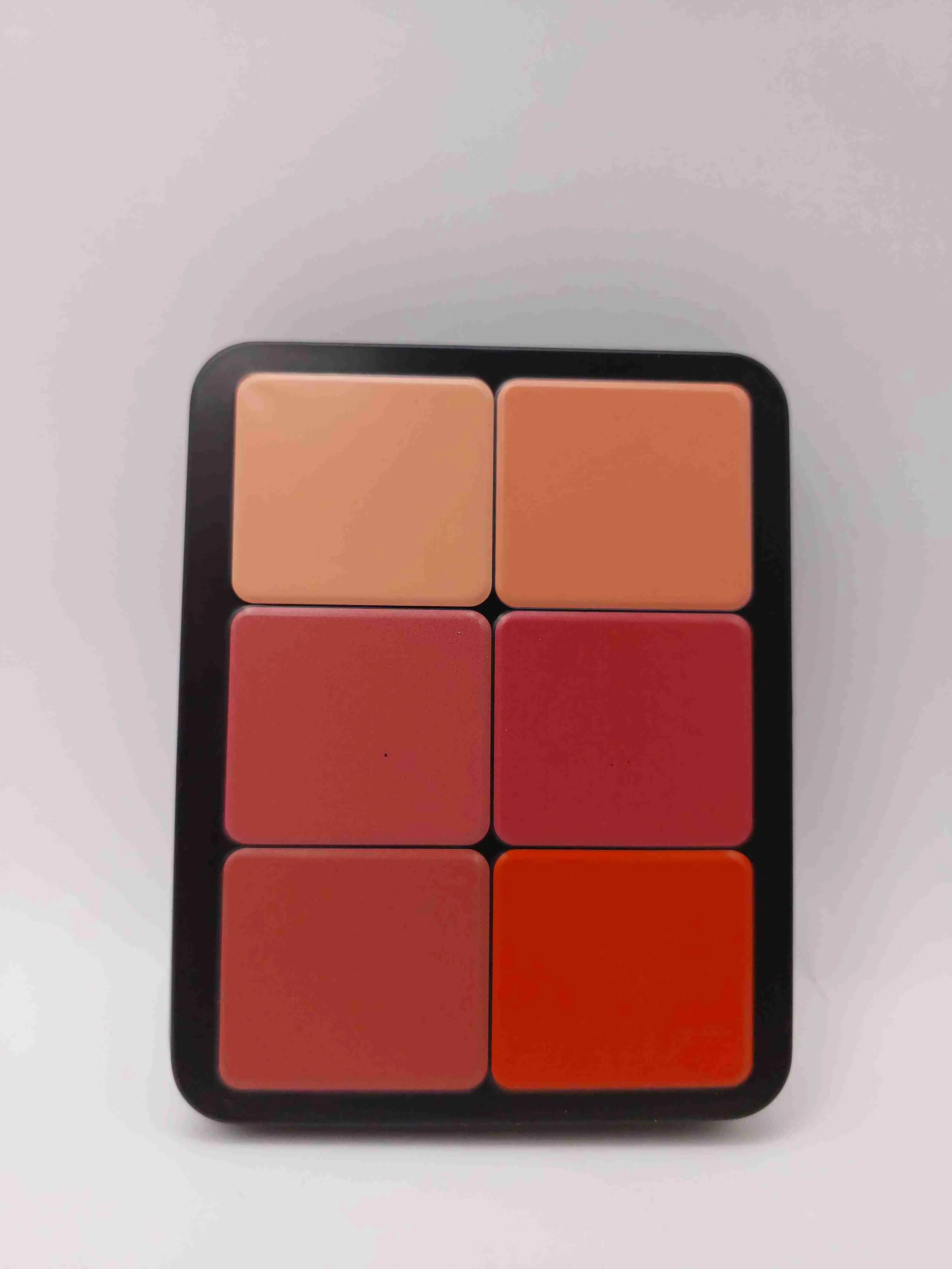  پالت رژگونه کرمی کارلا سیکرت (Carla Secret) 